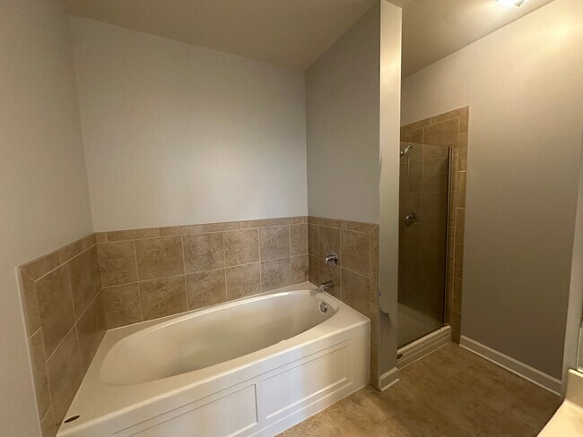 Building Photo - 1400 S Michigan Ave