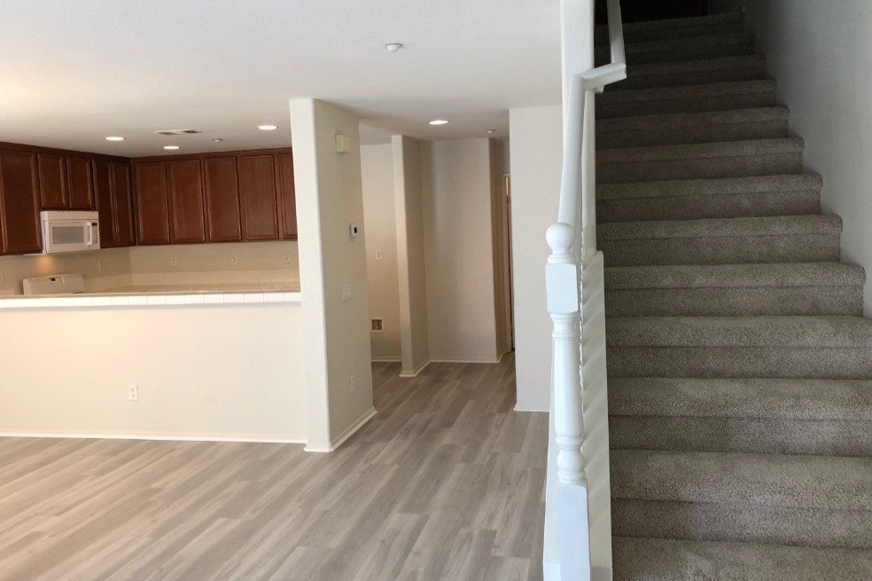 Building Photo - 25794 Iris Ave