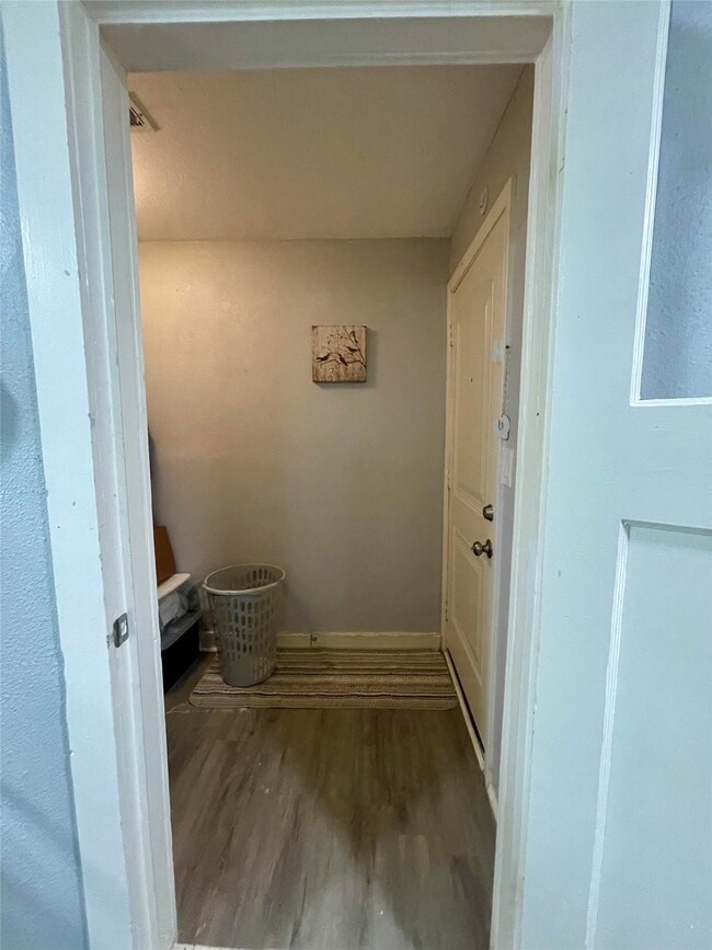 Building Photo - 500 N 8th St