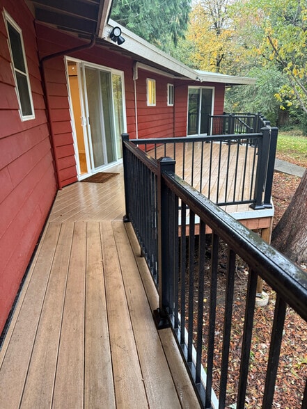 Building Photo - 20310 SE 24th St