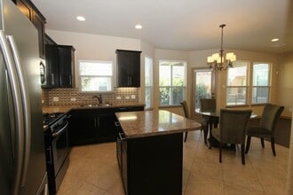 Building Photo - 12505 Piper Ct