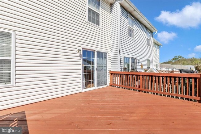 Building Photo - 5621 Queen Anne Ct