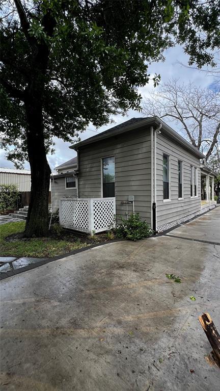 Building Photo - 1815 Chapman St