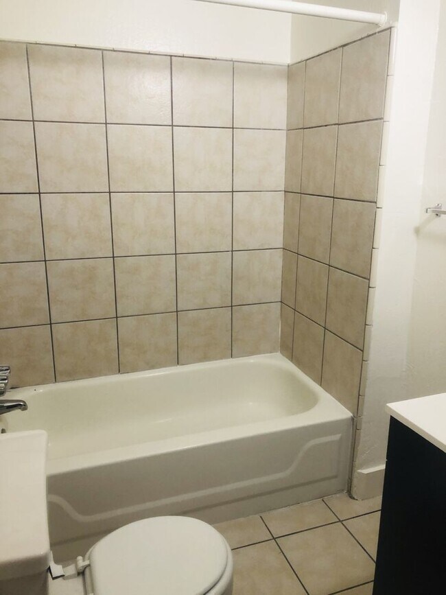 Building Photo - 1550 Montgomery St