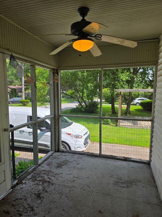Building Photo - Great 3 bed 2 bath in the beautiful Meadow...