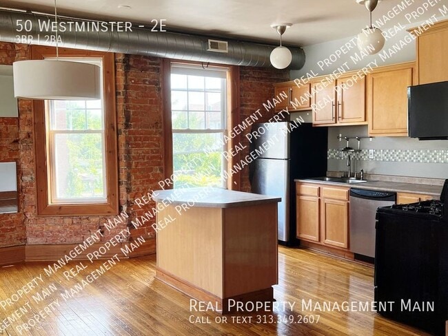 Building Photo - 50 Westminster-2E
