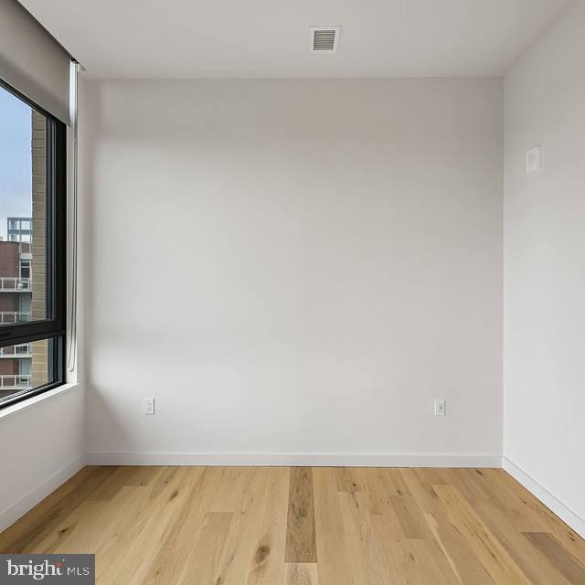Building Photo - 3130 Potomac Ave