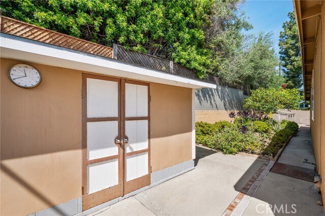 Building Photo - 1935 W 1st St