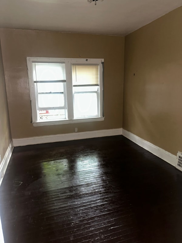 Building Photo - 3318 East Dr