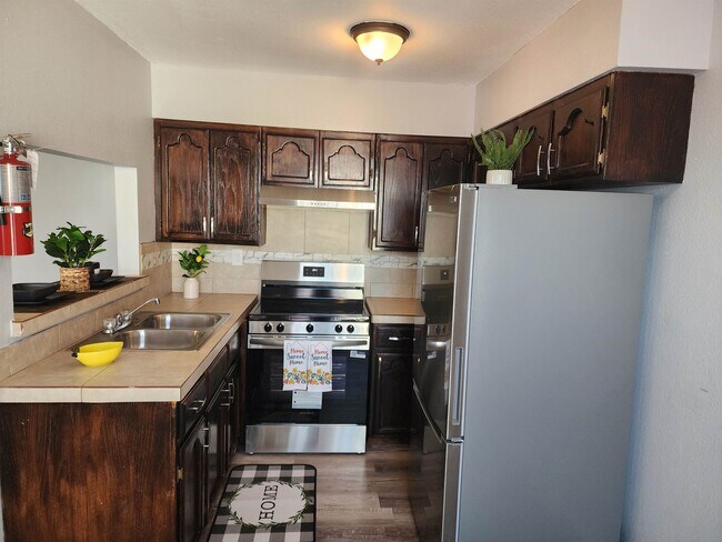 Building Photo - 3019 Corpus Christi St