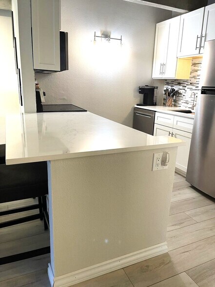 Building Photo - 1265 Race St