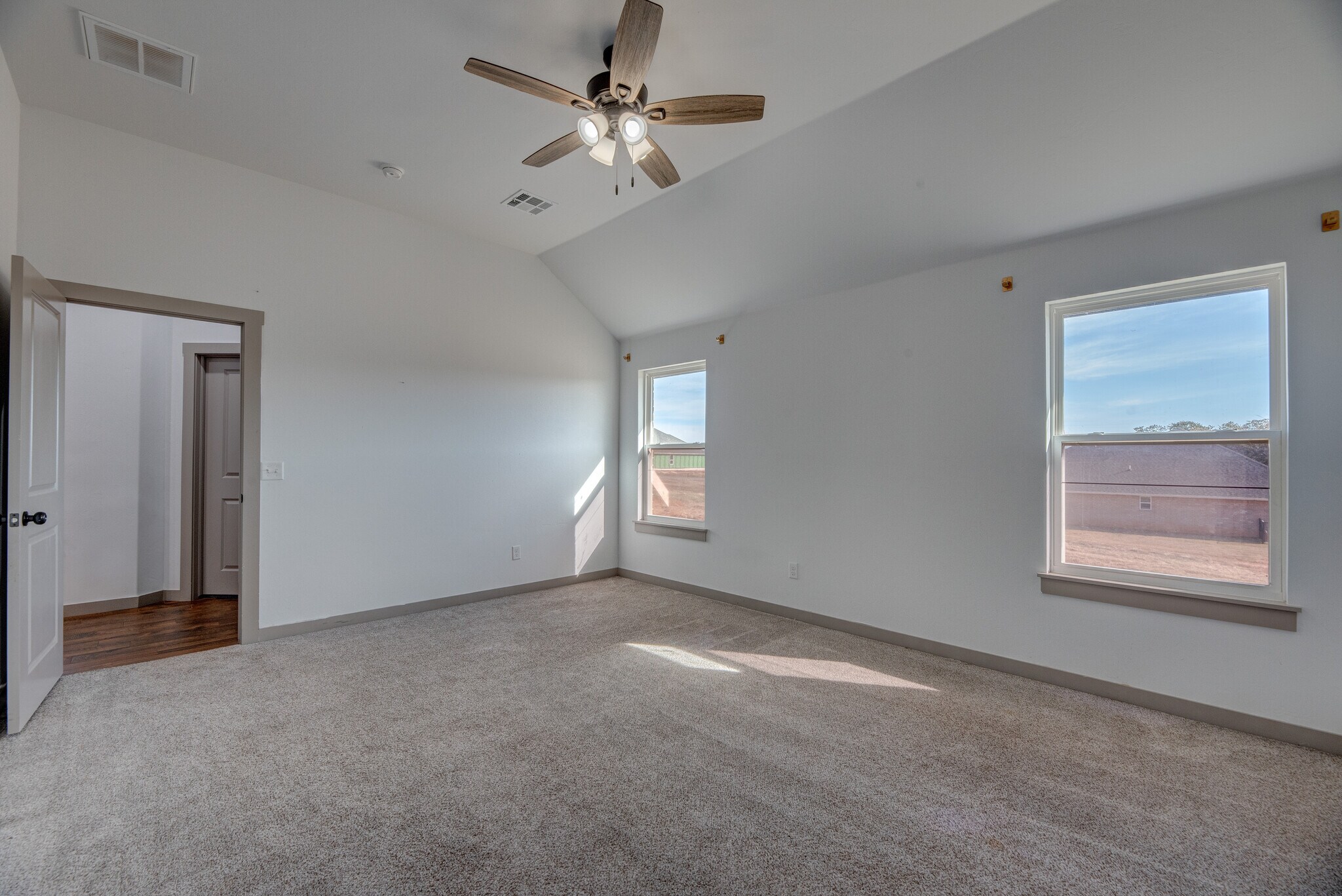 Building Photo - 2325 Greys Harbor Rd