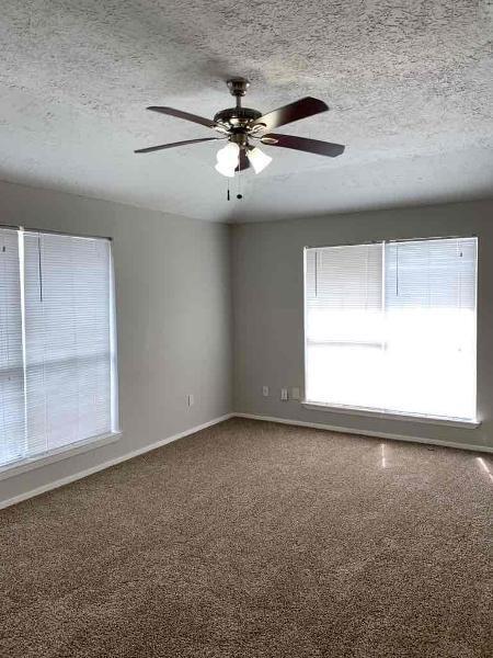 Building Photo - 2507 Ironclad Dr