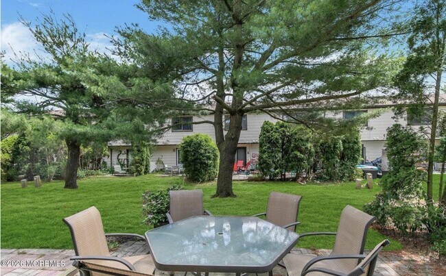 Building Photo - 1128 Sawmill Rd