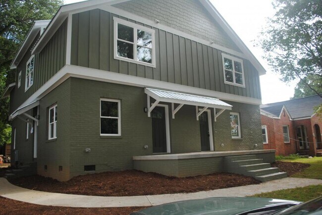 Primary Photo - 3116 Douglas Street