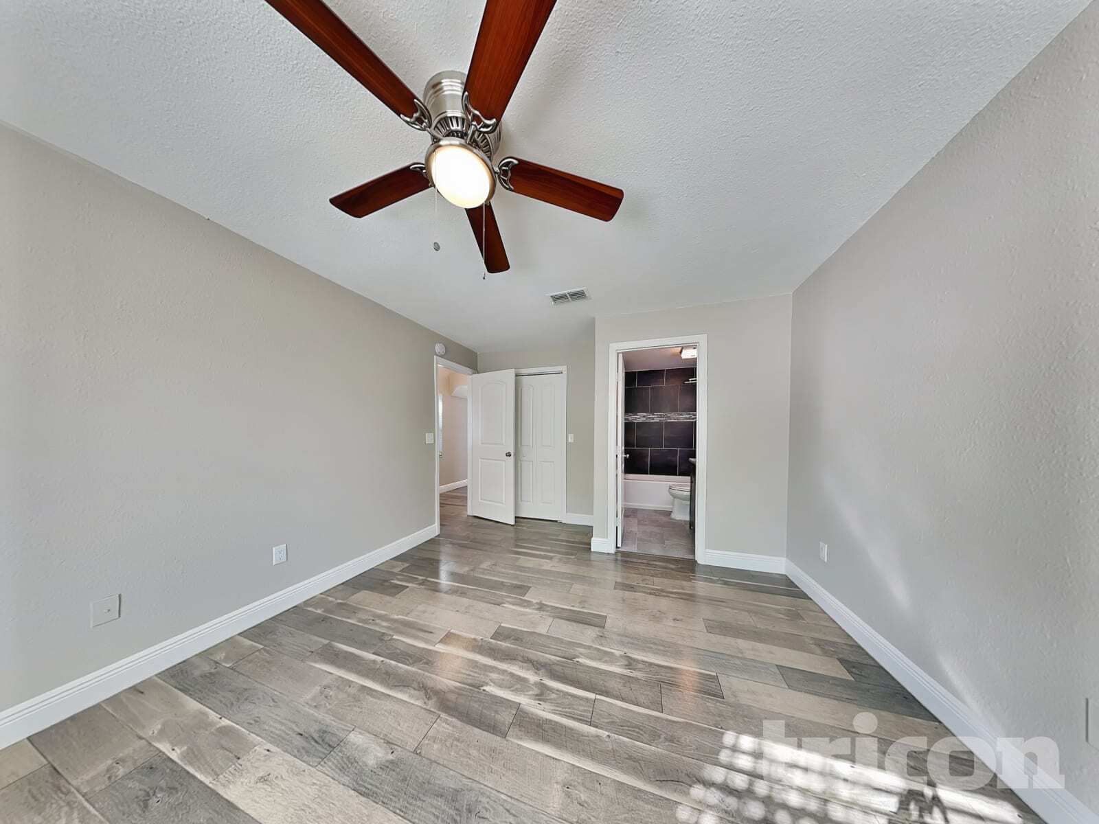 Building Photo - 4651 W Eastwind Dr
