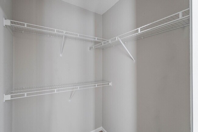 Building Photo - 266 Swaying Pine Ct