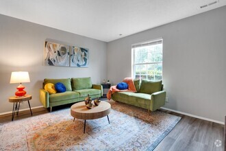 Building Photo - Two bedroom townhome, bath and half with w...