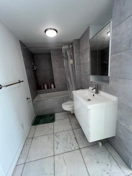 Building Photo - 7004 JFK Blvd E