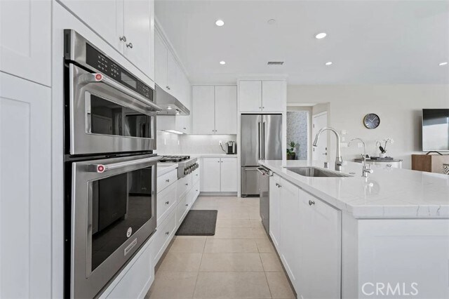 Building Photo - 135 Oceano