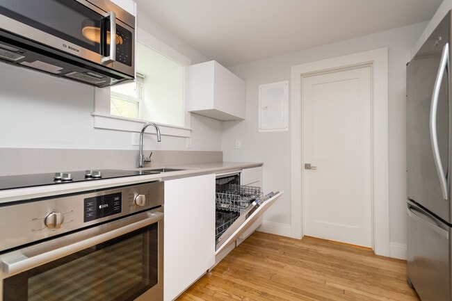 Building Photo - 35 South St