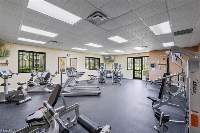 Building Photo - 8261 Pathfinder Loop