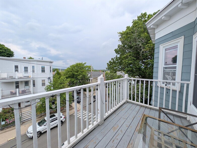 Building Photo - 41 Belknap St