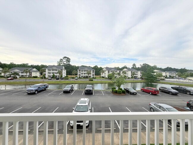 Building Photo - 1306 River Oaks Dr