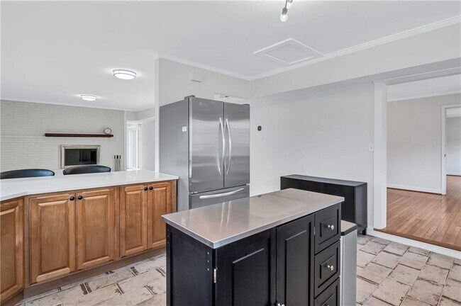 Building Photo - 5045 Chestnut Forest Ln