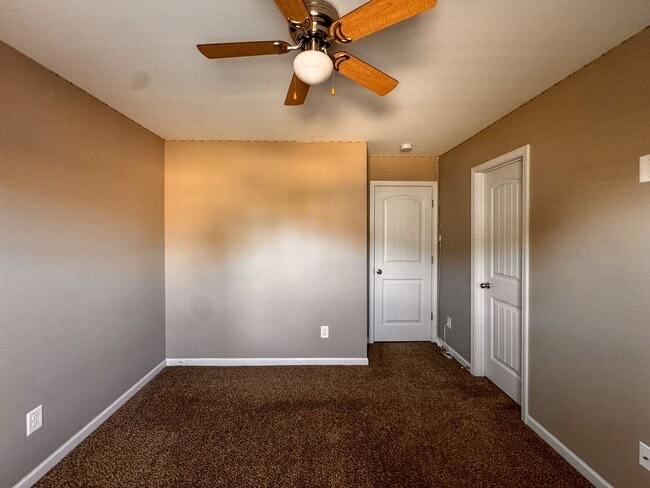 Building Photo - Beautiful 4 Bed 3.5 Bath Home in Jack Britt School District