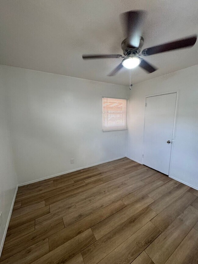 Building Photo - 6632 Indiana St