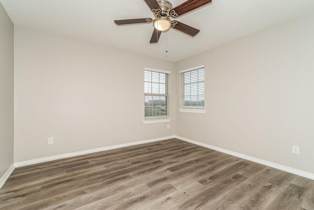 Building Photo - 820 Horton St