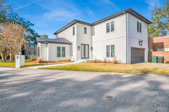 Building Photo - 3347 Chantarene Dr