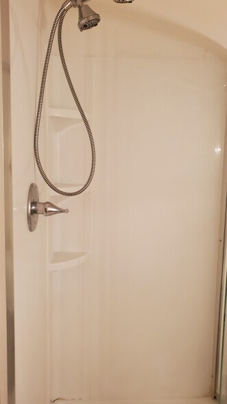 Building Photo - 2753 Pleasant Hill Church Rd