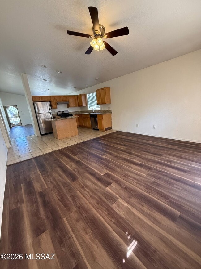 Building Photo - 2614 W Cezanne Cir