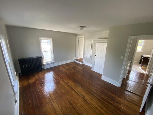 Building Photo - 115 S Park Ave