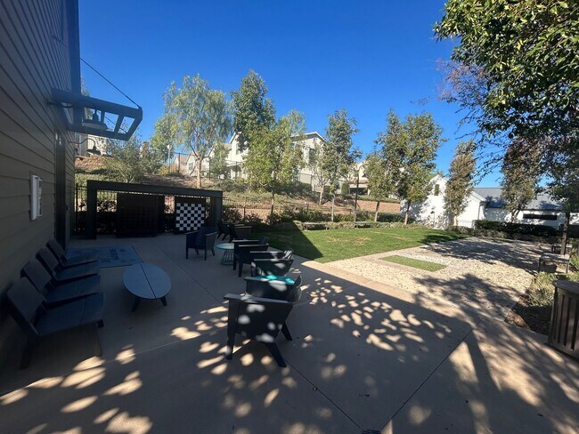 Building Photo - Modern 4 Bedroom Home with Downstairs Suite, Owned Solar & Resort-Style HOA Amenities