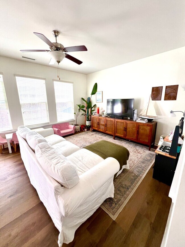 Building Photo - Villages at Rolesville