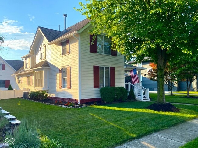 Building Photo - 131 1st Ave NW