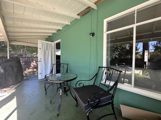 Building Photo - 15722 Parthenia St