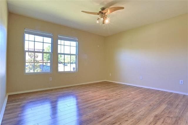 Building Photo - 1724 Honey Creek Ln