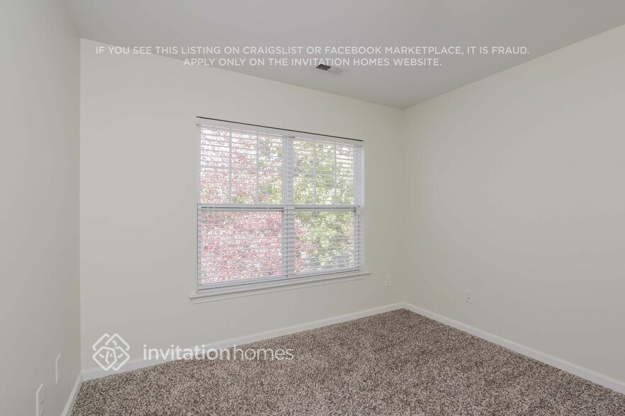 Building Photo - 1617 Hammond Dr