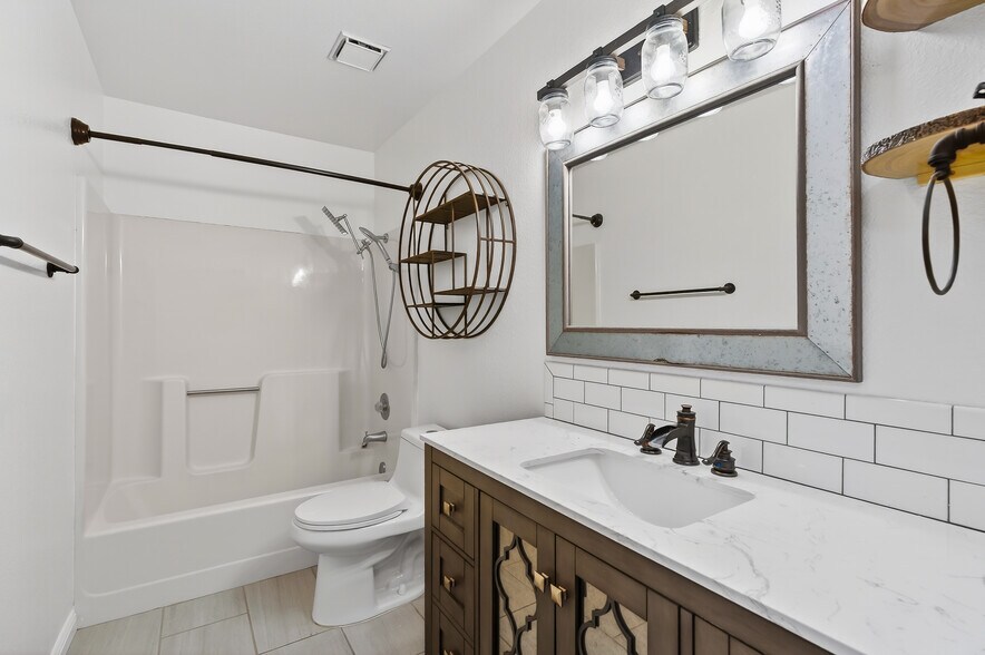 Building Photo - 1288 Grouse Ct