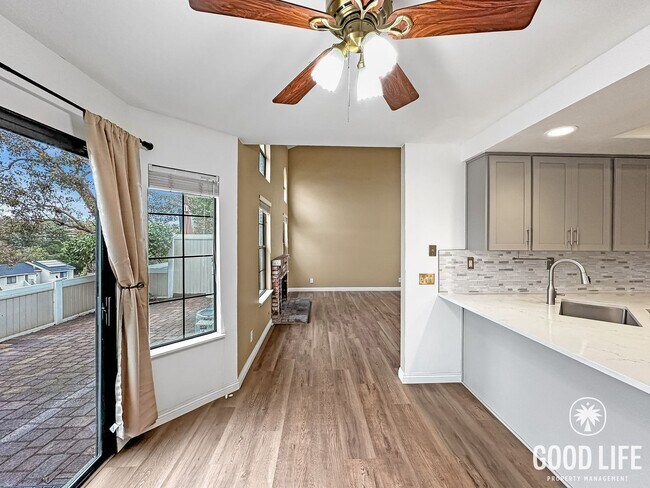 Building Photo - Mission Viejo Gem! Private Yard, Vaulted Ceilings & Resort-Style Pool + Spa