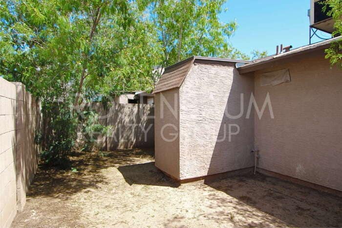 Building Photo - 6440 E Alder Ave