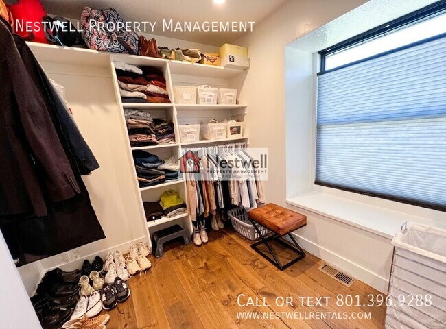 Building Photo - 1497 E Federal Heights Dr