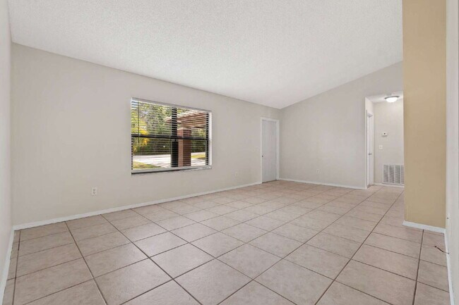 Building Photo - Comfort, Space & Convenience on a Peaceful Corner Lot in the Shores