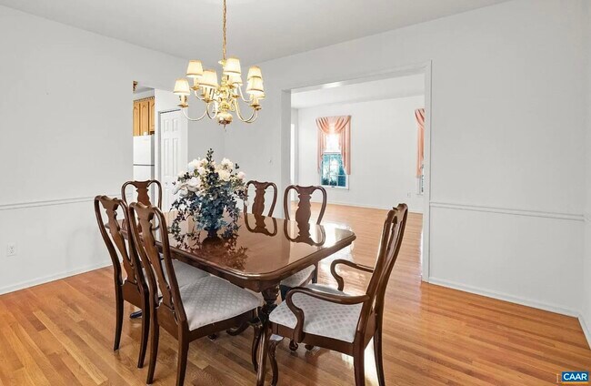 Building Photo - 1510 Beacon Hill