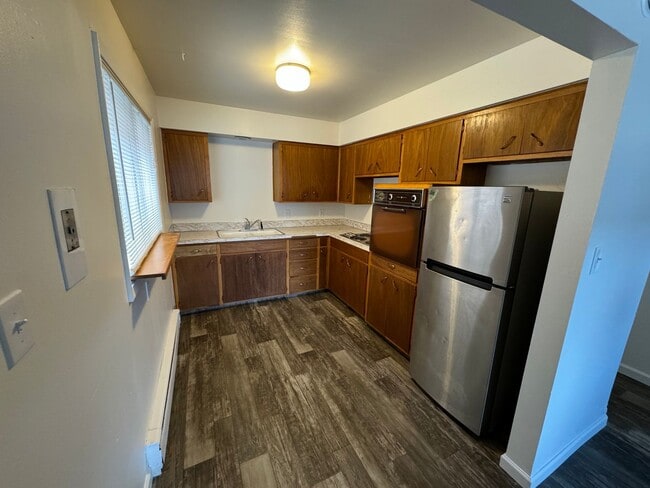 Building Photo - 2316 13th Ave S