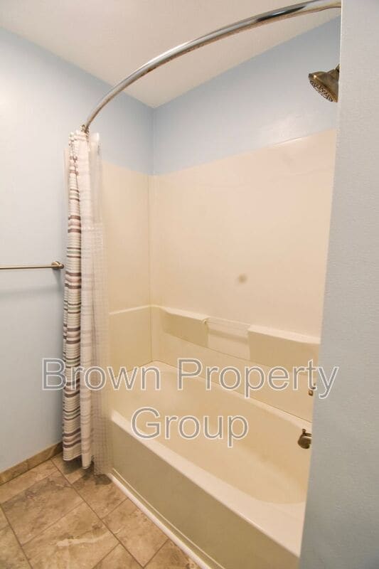 Building Photo - 5804 Norman Pl
